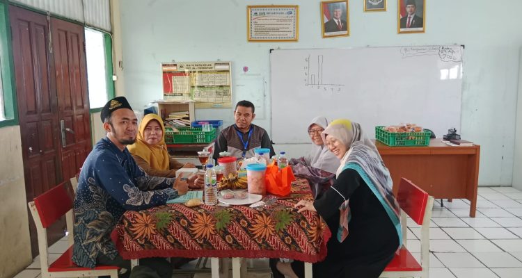 Monitoring Pelaksanaan TKA Sekolah Islam Kreatif Al Husnayain